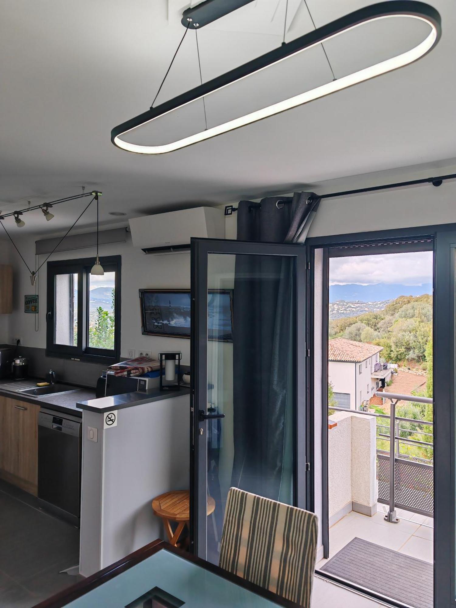 Appartement F2 avec terrasse de 35 m2 Bomorto - Porticcio Porticcio  Esterno foto